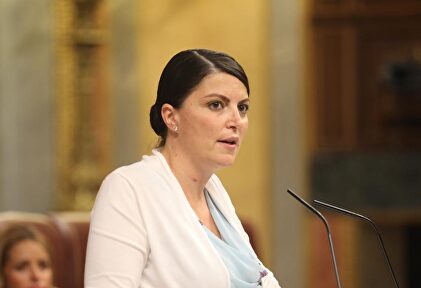 Macarena Olona en la tribuna del Congreso |  Vox