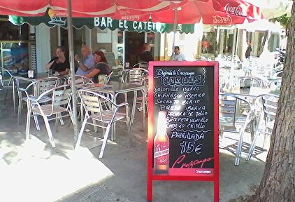 El Bar Cateto en Sevilla, uno de los establecimientos que ha eliminado la carne mechada de su carta |  Libertad Digital