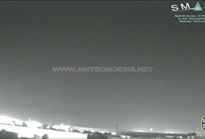 Una gran bola de fuego surca el cielo de Sevilla