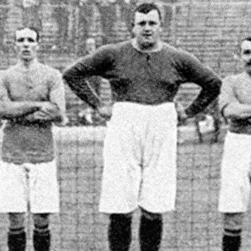William 'Fatty' Foulke, en el centro de la imagen. |  Wikipedia