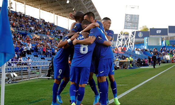 El Getafe celebra el gol de Ángel. |  EFE
