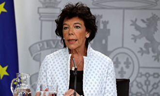 Isabel Celaá y Pedro Sánchez en una imagen de archivo. |  EFE