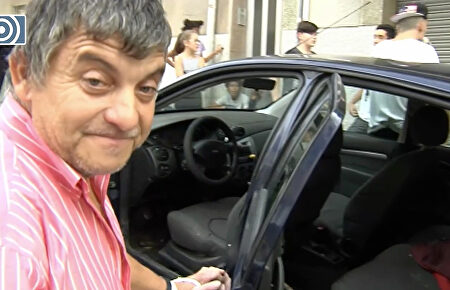 Un padre y su hijo discapacitado recuperan su casa tomada por okupas 