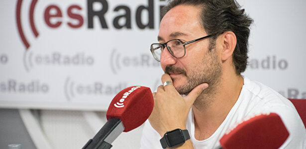 Carlos Santos acudió a Cowboys de Medianoche para hablar de El crack cero |  David Alonso Rincón