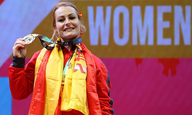 Lydia Valentín, coleccionista de medallas. |  EFE