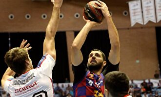 Mirotic durante el partido ante el Obradoiro |  EFE