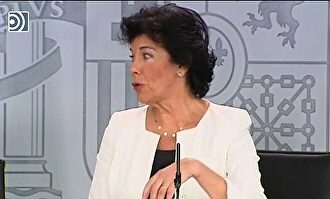 Celaá usa la Moncloa para decir que "el PSOE sale a ganar" 