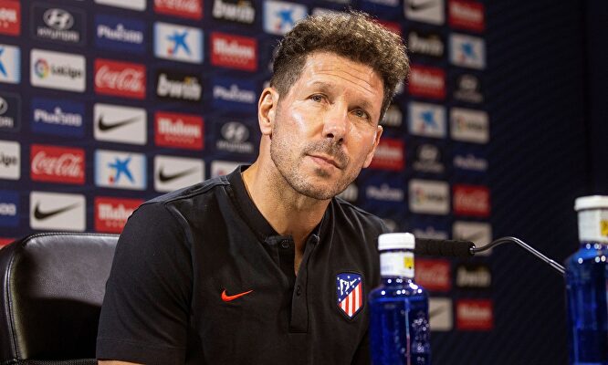 Simeone dice que no nota pesimismo ante la visita del Liverpool |  EFE