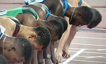 Coleman destrona a Gatlin y se hace con el oro en los 100 metros