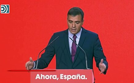 Pedro Sánchez presume ahora de que el PSOE "no se avergüenza de la palabra España"