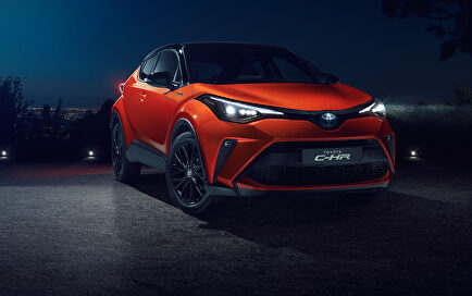 Toyota C-HR: nuevo motor y más conectividad