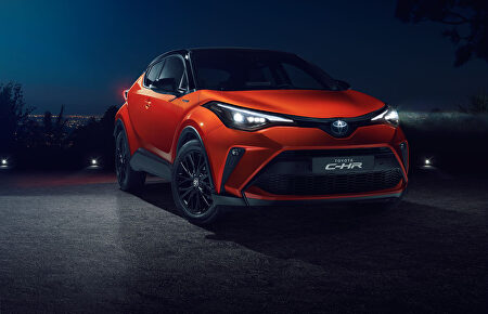 Toyota C-HR: nuevo motor y más conectividad