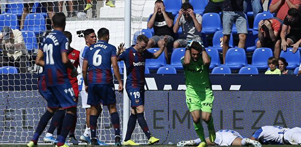 Tensión en el Leganés-Levante. |  Cordon Press