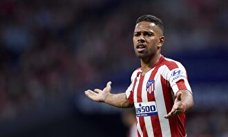 Renan Lodi ya es uno más en el Atlético. |  Cordon Press