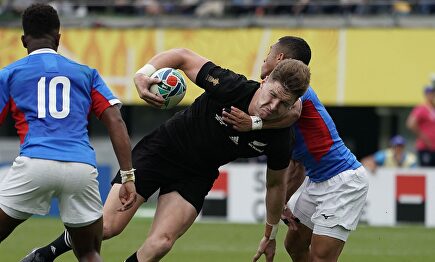 Lance del duelo entre Nueva Zelanda y Namibia. |  EFE