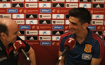 Gerard Moreno, durante la entrevista a esRadio en la Ciudad del Fútbol de Las Rozas. |  Guillermo Domínguez