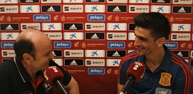 Gerard Moreno, durante la entrevista a esRadio en la Ciudad del Fútbol de Las Rozas. |  Guillermo Domínguez