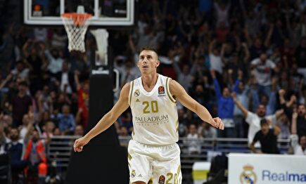 Carroll celebra el triple decisivo ante el Maccabi |  Cordon Press