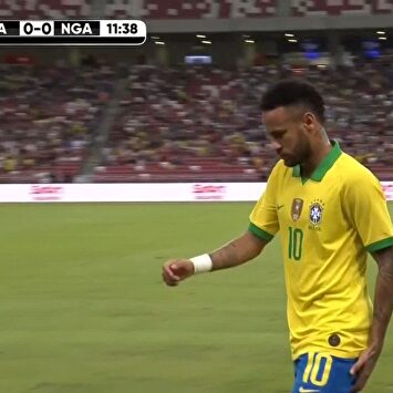 Neymar hace saltar las alarmas con una nueva lesión