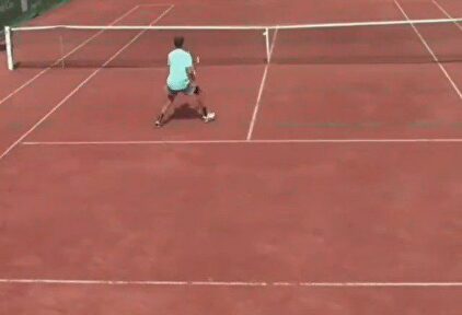 El golpe imposible de un joven tenista de 15 años que da la vuelta al mundo