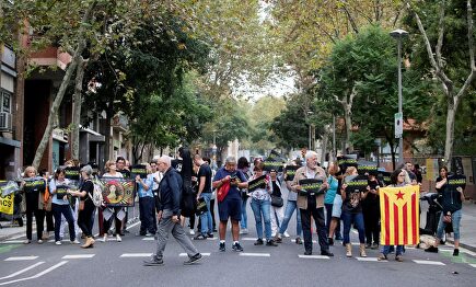 Tertulia de Federico: Huelga ilegal en Cataluña ante la inacción, otra vez, de los Mossos	