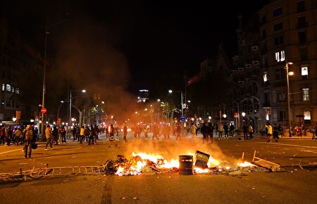 Agentes de los Mossos d´Esquadra. |  EFE