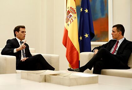 Albert Rivera y Pedro Sánchez este miércoles en Moncloa. |  EFE