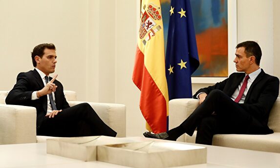 Albert Rivera y Pedro Sánchez este miércoles en Moncloa. |  EFE
