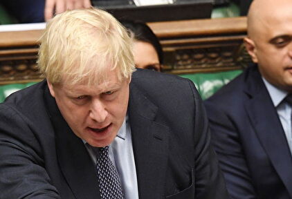 El primer ministro británico, Boris Johnson, durante la votación este sábado. |  EFE