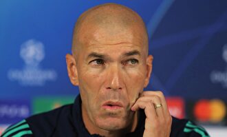Zinedine Zidane, en rueda de prensa en la previa del Galatasaray-Real Madrid. |  EFE