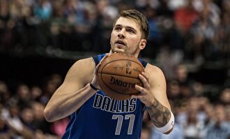 Luka Doncic: rápido, invisible para sus rivales y contundente con el mate de la noche NBA