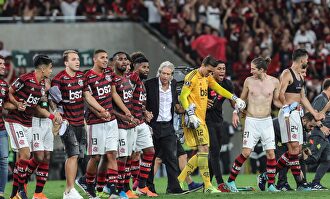 El Flamengo celebra la manita ante Gremio. |  EFE