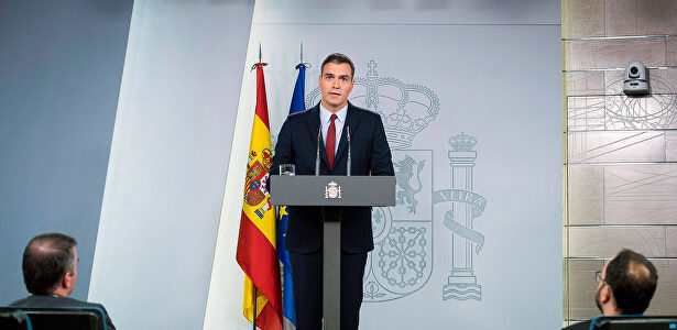 Pedro Sánchez, en su comparecencia tras la exhumación de Franco. |  EFE