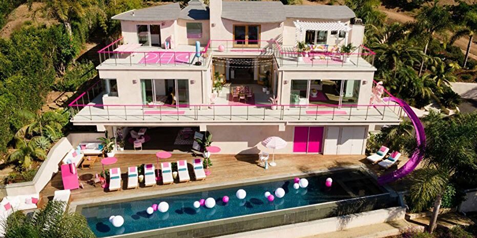 la mansión de barbie de juguete