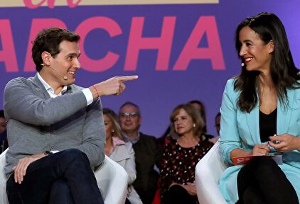 El presidente de Ciudadanos, Albert Rivera, junto a la vicealcaldesa de Madrid, Begoña Villacís. |  EFE