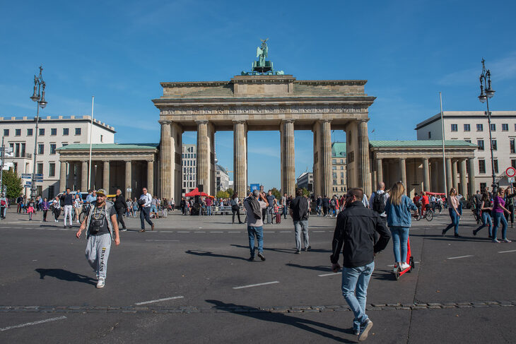 Tres ciudades clave en la caída del Muro de Berlín y cómo han cambiado a mejor
