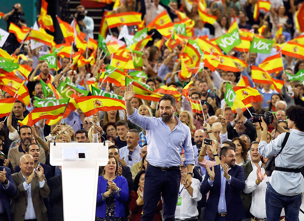 Santiago Abascal, este domingo en un mitin en Granada. |  EFE