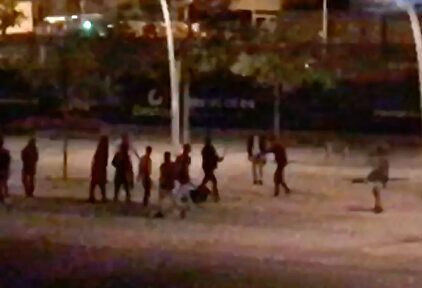 Un muerto y dos heridos graves en una reyerta entre paquistaníes en Badalona