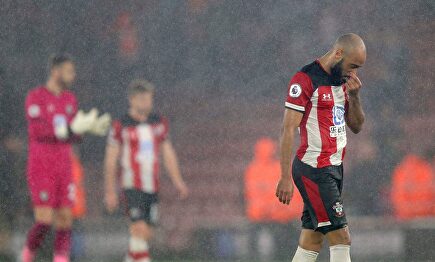 Nathan Redmond, tras la derrota contra el Leicester en la Premier League. |  EFE