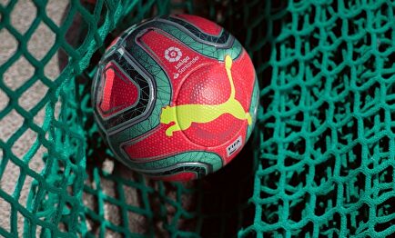 El balón de invierno de la Liga 19/20. |  Puma
