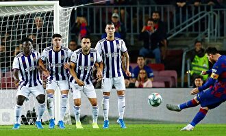 El contacto en el deporte está a la orden del día | EFE