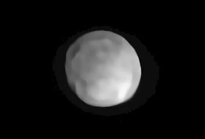 Hygiea tiene forma esférica, una de las características de los planetas enanos |  ESO/P. Vernazza et al./MISTRAL algorithm (ONERA/CNRS)