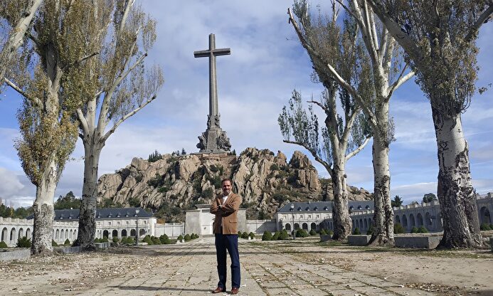 Alex Navajas, director de la Hospedería del Valle de los Caídos (Valle de los Caídos) |  Libertad Digital