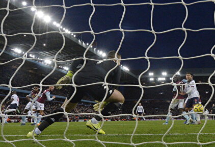 El Liverpool remontó al final del choque. |  EFE