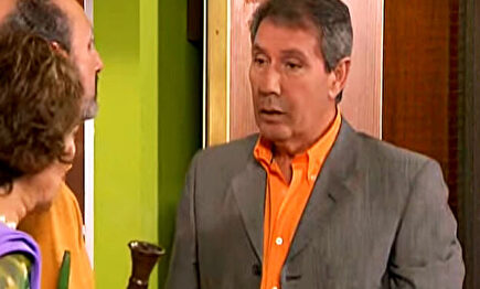 Nicolás Duelas, en una escena de 'Aquí no hay quien viva' |  Atresmedia