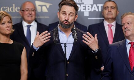 Santiago Abascal durante el debate a cinco del 10-N retransmitido por televisión |  EFE
