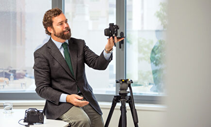Espinosa de los Monteros, durante la entrevista. |  David Alonso Rincón