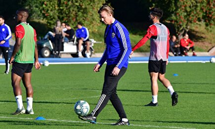 Guti entrenando al Almería. |  EFE