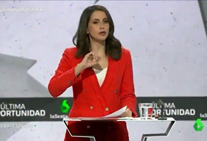 Arrimadas le estampa a Montero el gasto en prostíbulos del PSOE andaluz