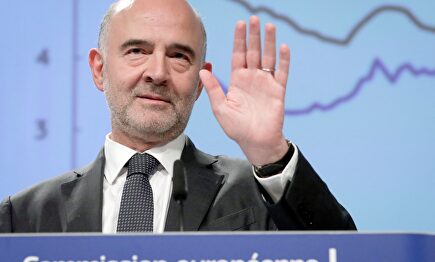 El comisario de Asuntos Económicos y Financieros, Pierre Moscovici |  EFE